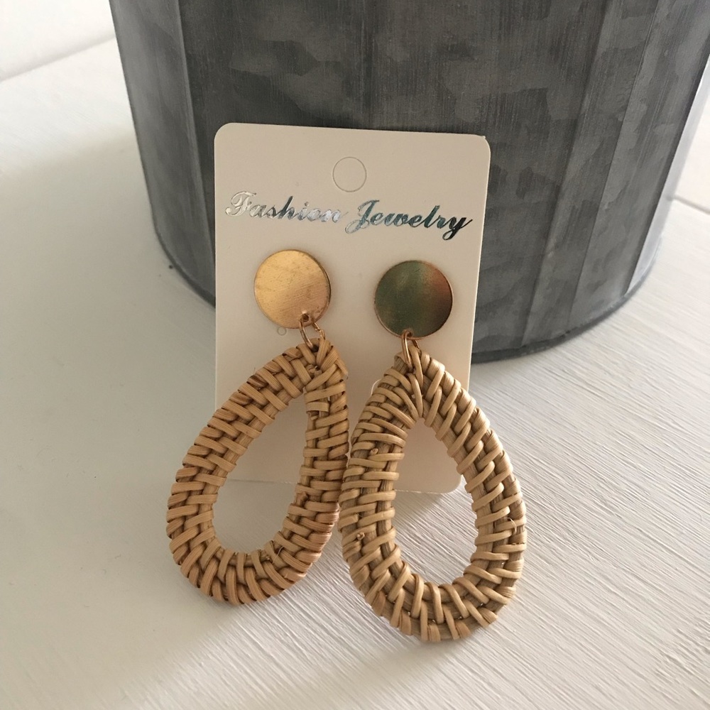 Woven earrings!!
